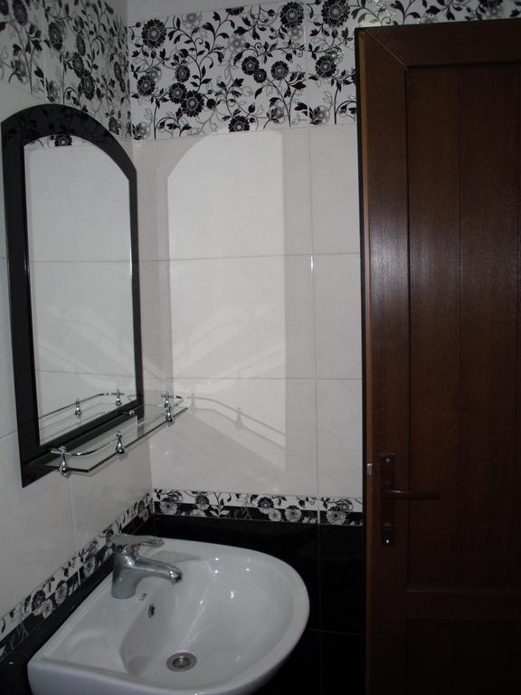 Suliko Guest House Batumi Szoba fotó