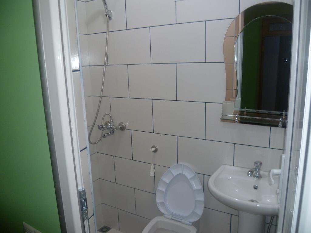 Suliko Guest House Batumi Szoba fotó